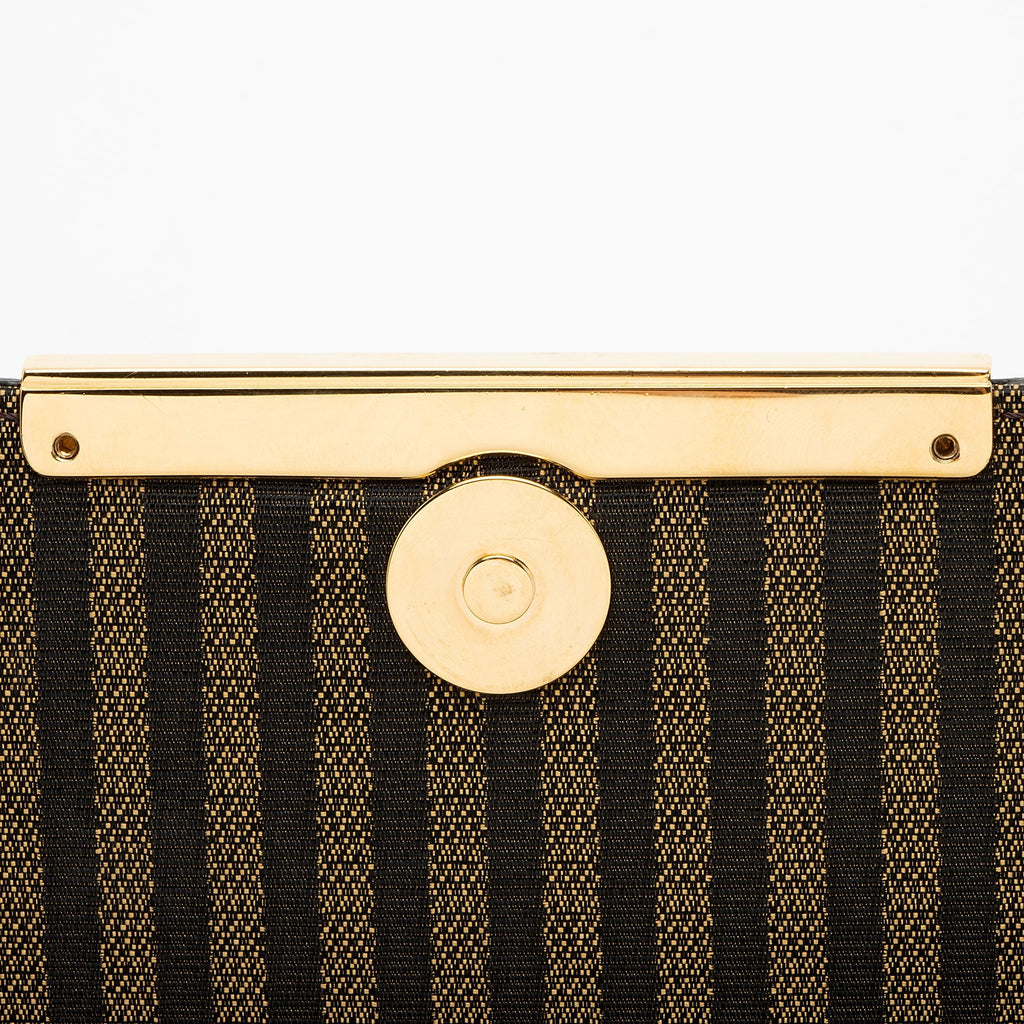 Fendi Lambskin Baguette Wallet on Chain (SHF-Jcp7JZ)