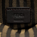 Fendi Lambskin Baguette Wallet on Chain (SHF-Jcp7JZ)
