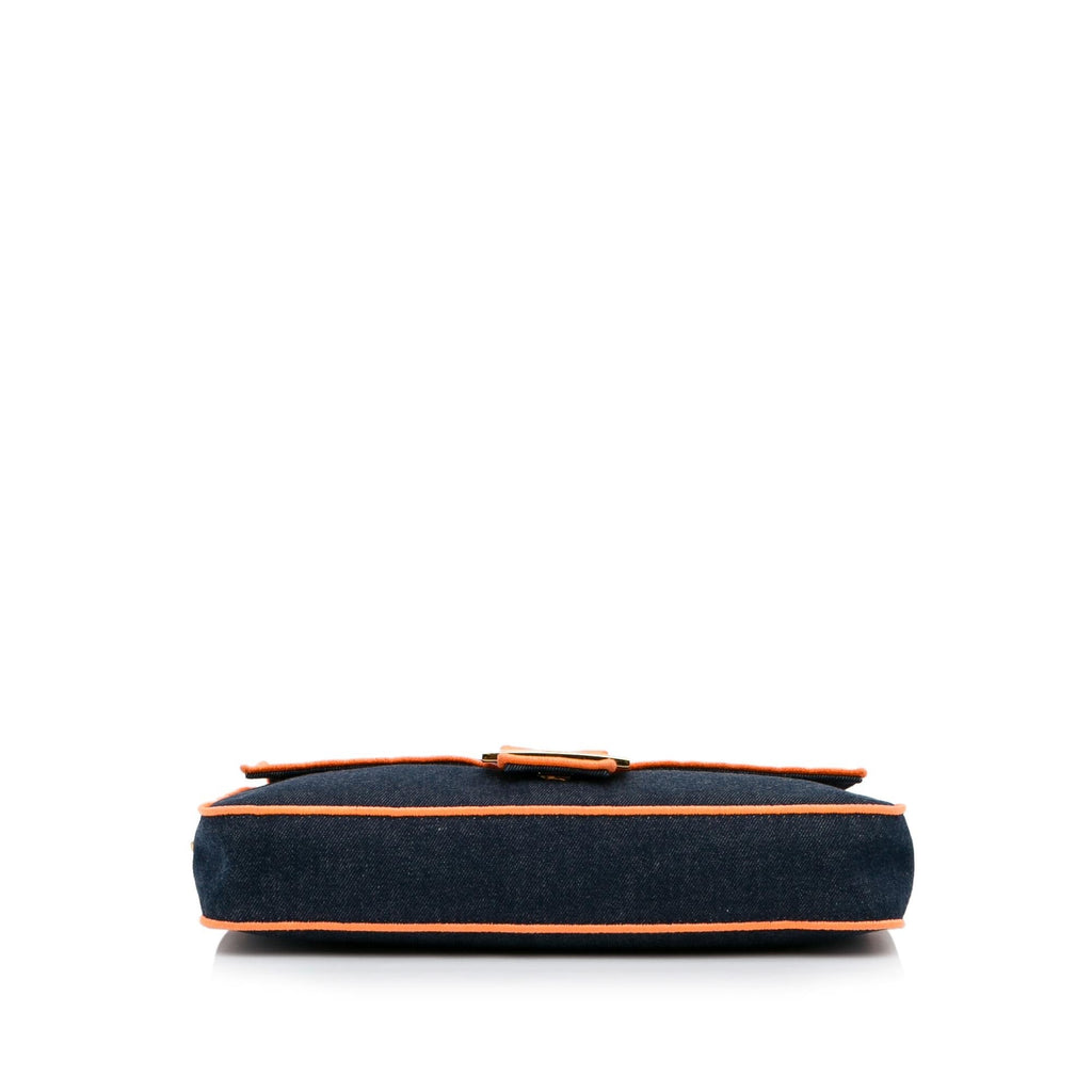 Fendi Large Denim Baguette Bag (SHG-zrIjdA)
