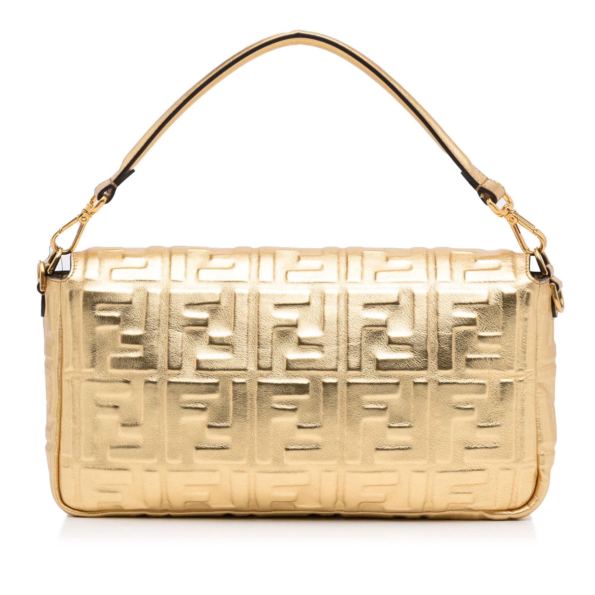 Fendi Large Embossed Zucca Baguette (SHG-ZcKJ66)
