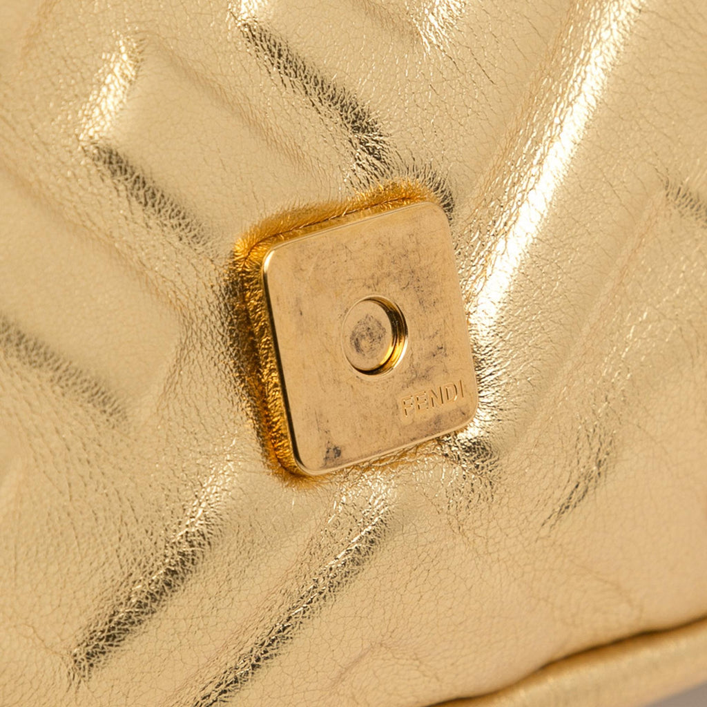 Fendi Large Embossed Zucca Baguette (SHG-ZcKJ66)