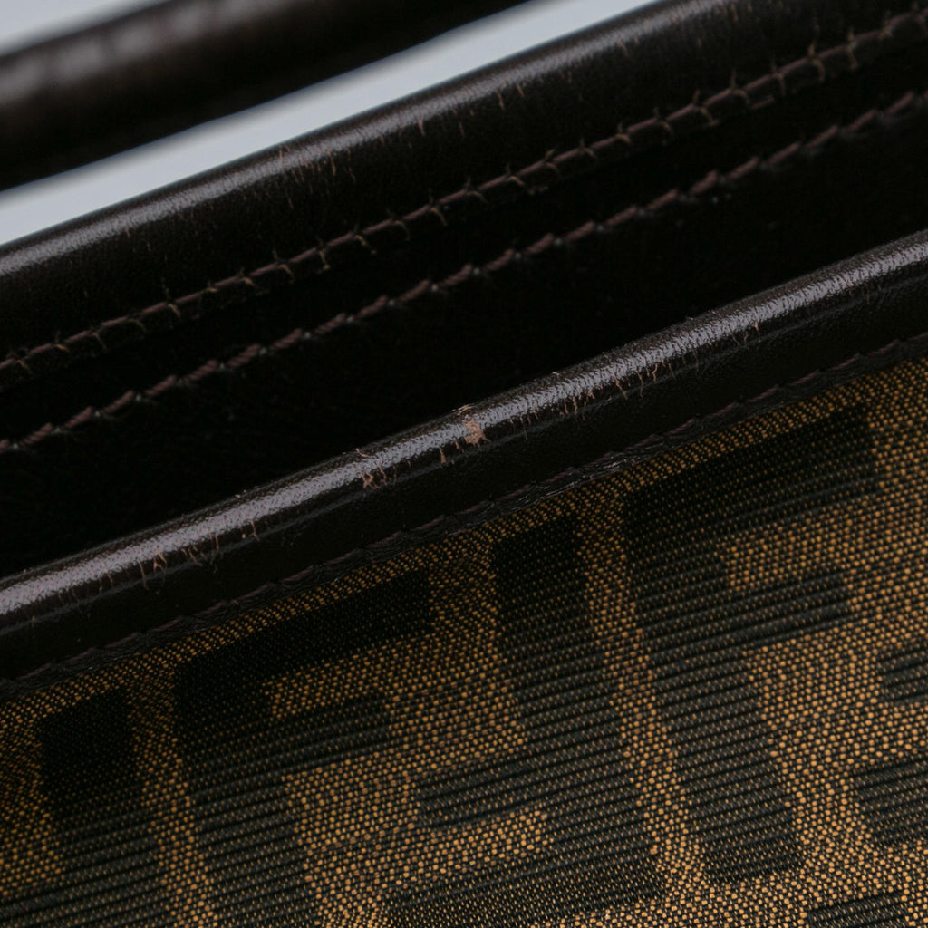 Fendi Large Zucca Canvas Chef Shoulder Bag (SHG-fxpyVR)