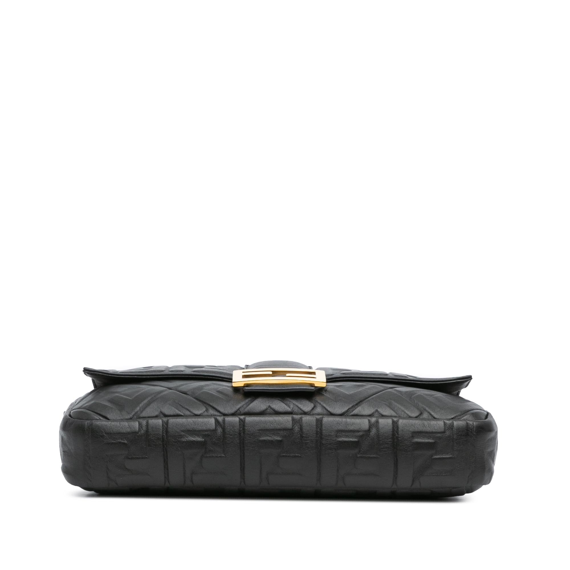 Fendi Large Zucca Embossed Leather Baguette Satchel (SHG-jLAnxb)