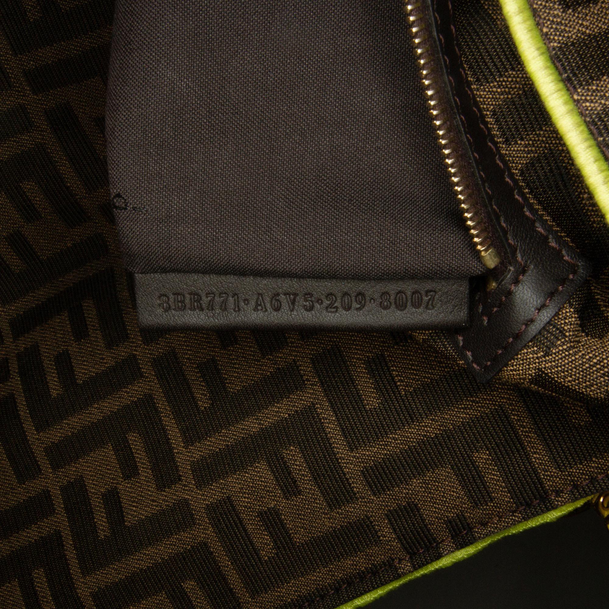 Fendi Large Zucca Fluo Trim Baguette Satchel (SHG-QDucxW)