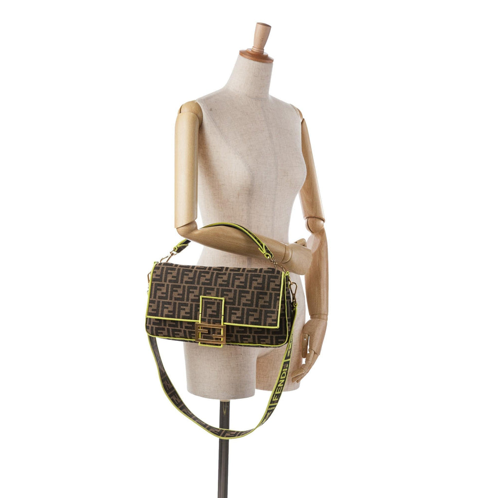 Fendi Large Zucca Fluo Trim Baguette Satchel (SHG-QDucxW)