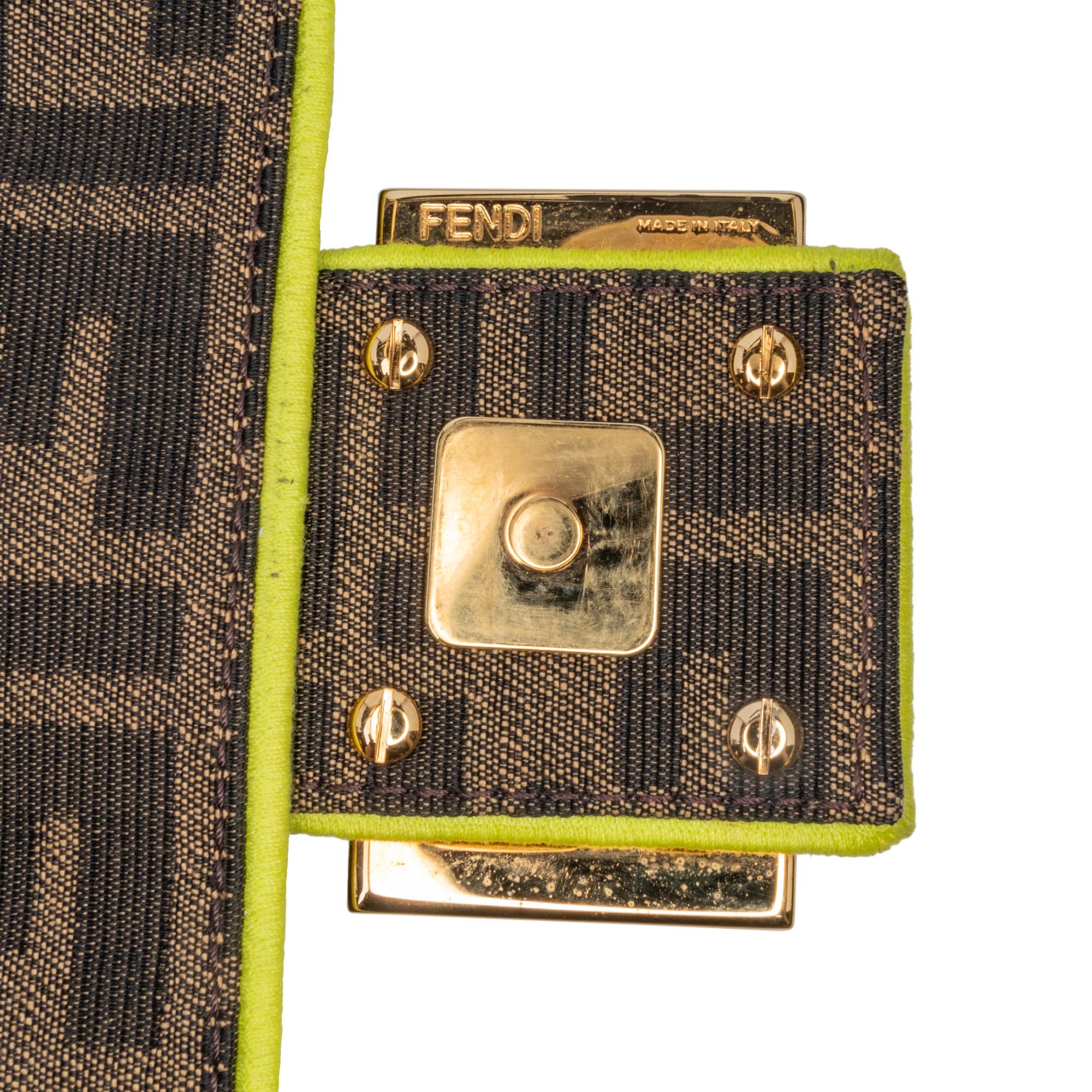Fendi Large Zucca Fluo Trim Baguette Satchel (SHG-jbo1Oy)
