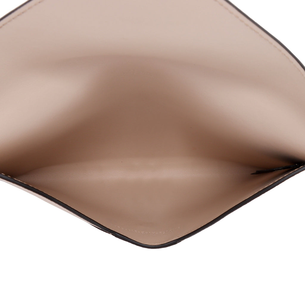 Fendi Leather 1974 Envelope Pouch (SHF-NmcBAU)