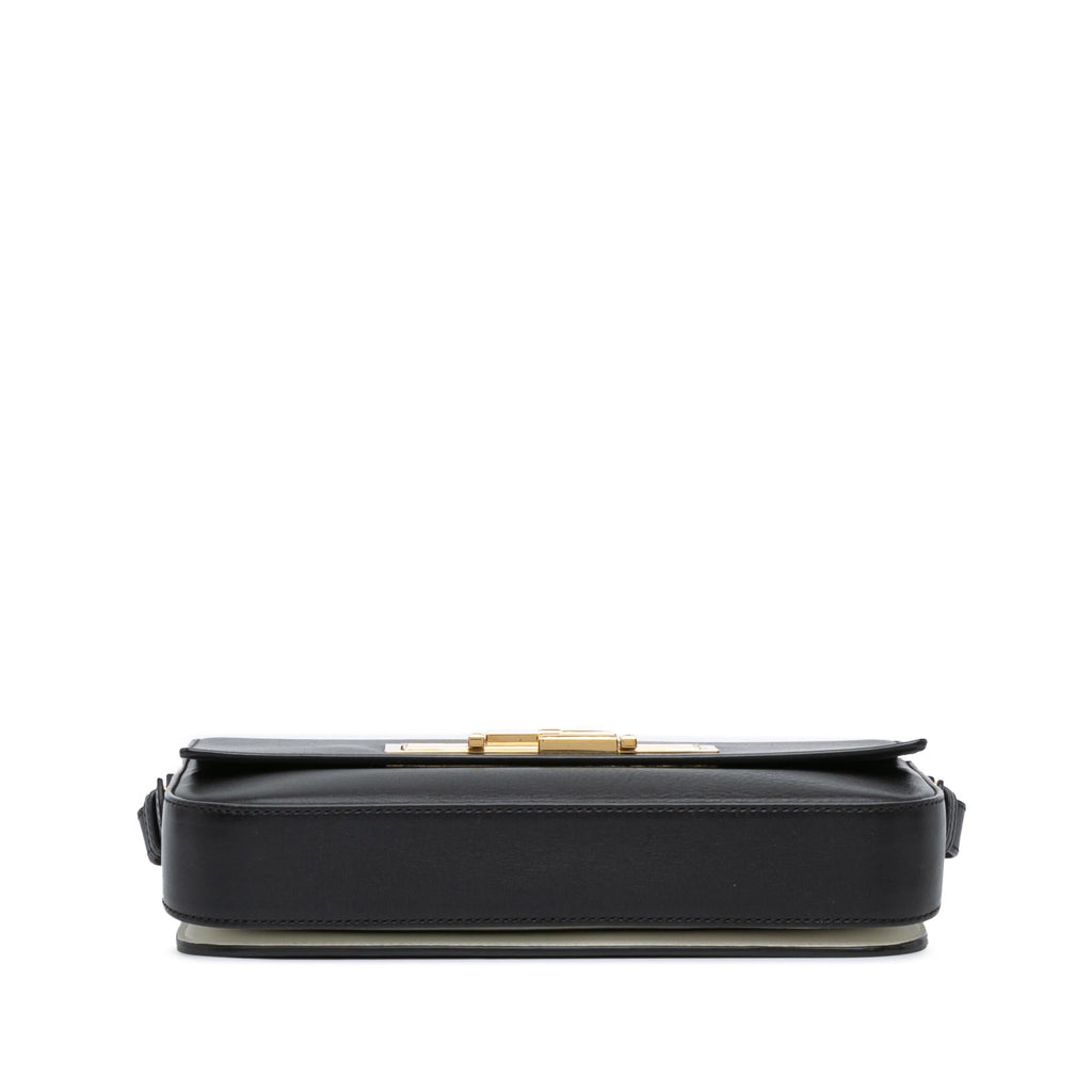 Fendi Leather 3Baguette Shoulder Bag (SHG-aChoJK)