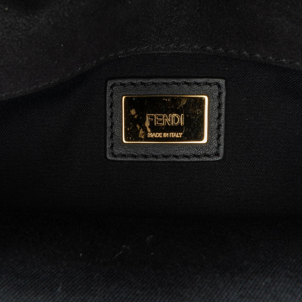 Fendi Leather 3Baguette Shoulder Bag (SHG-aChoJK)