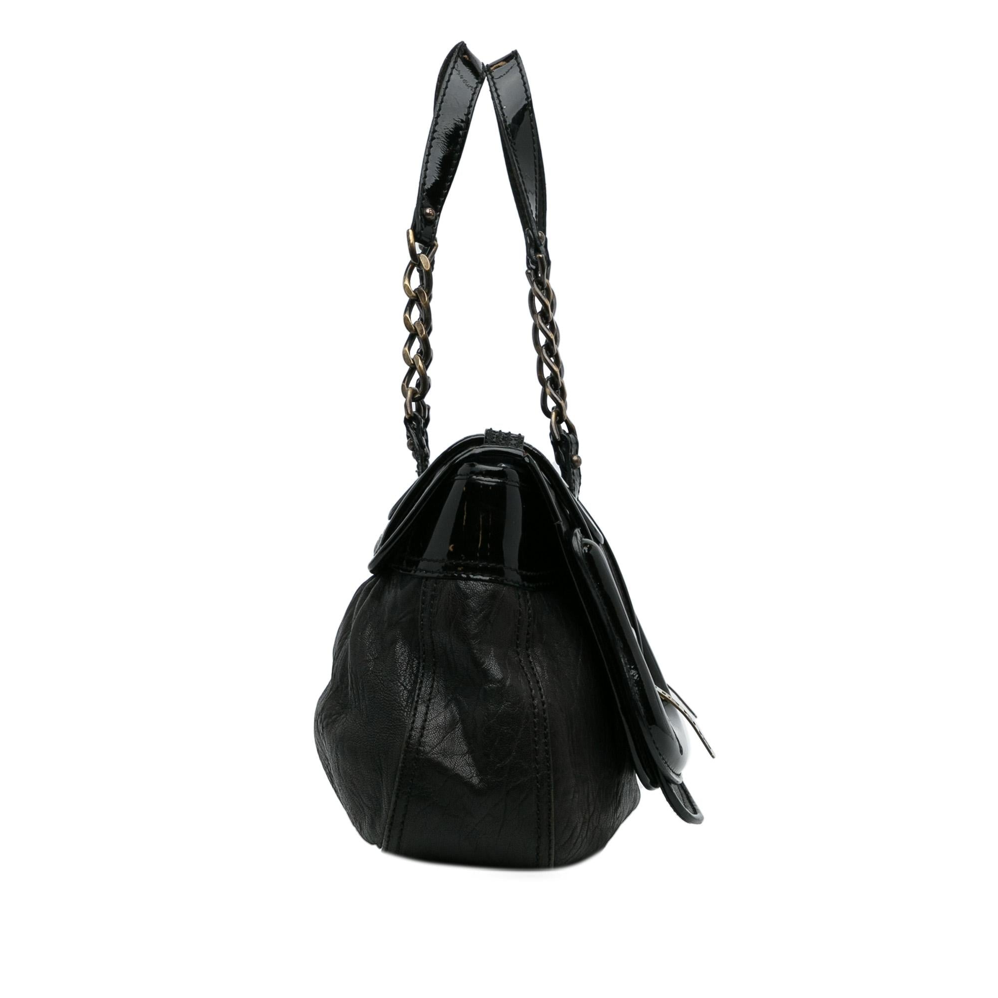 Fendi Leather B Shoulder Bag (SHG-ZmkjQW)