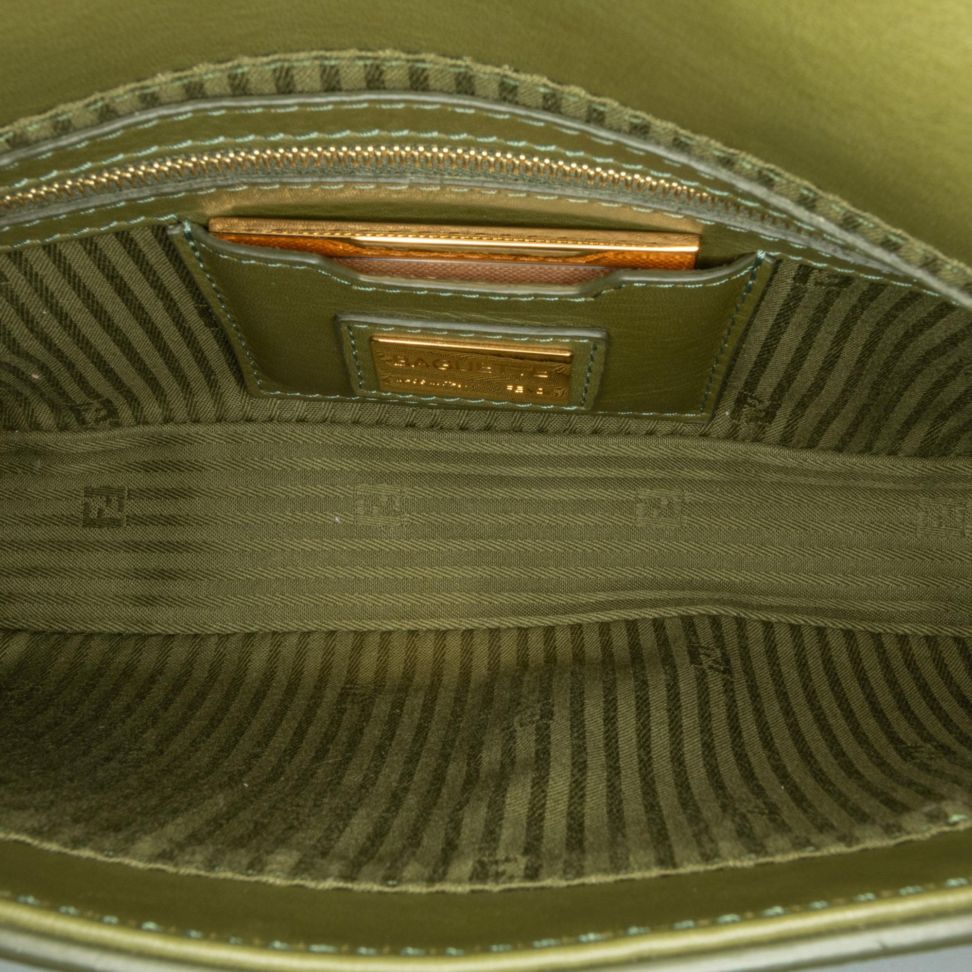 Fendi Leather Baguette Crossbody (SHG-ZNxLQ5)