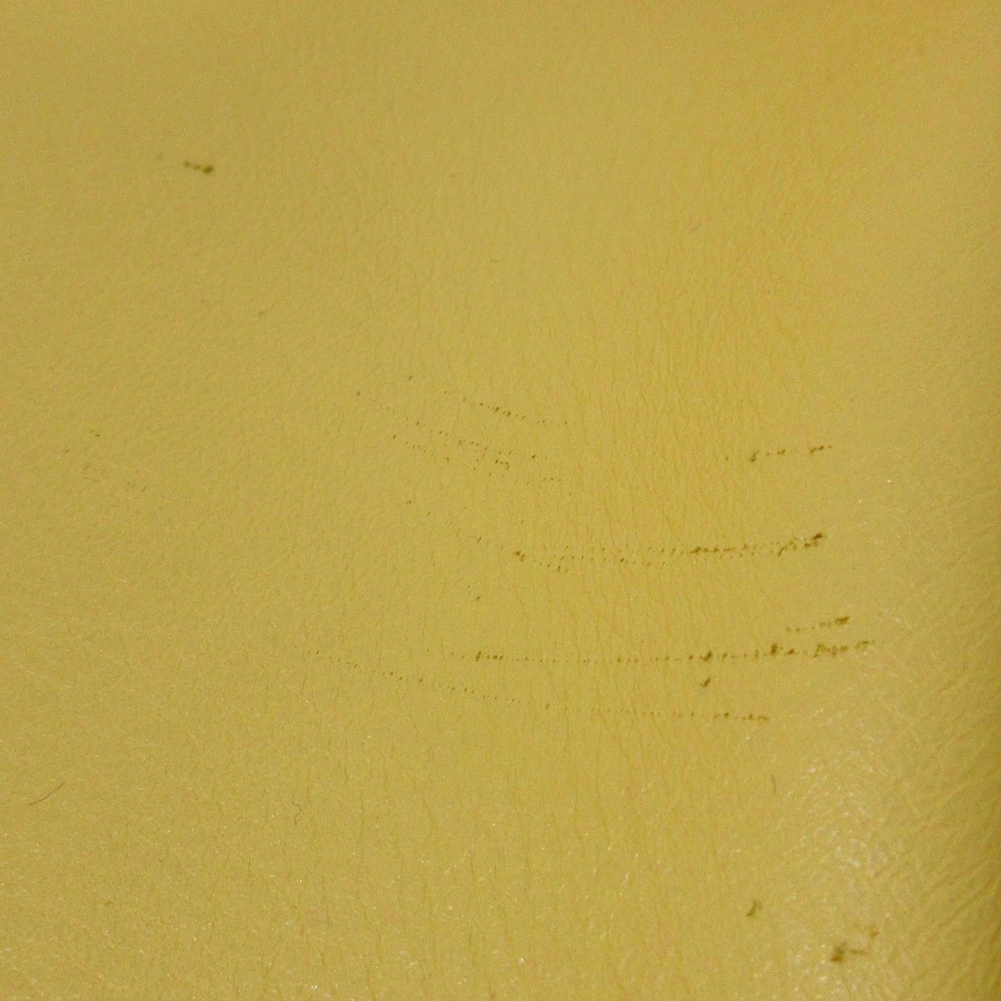 Fendi Leather Baguette with Interchangeable Strap (SHG-ewzoUI)