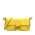 Fendi Leather Baguette with Interchangeable Strap (SHG-ewzoUI)