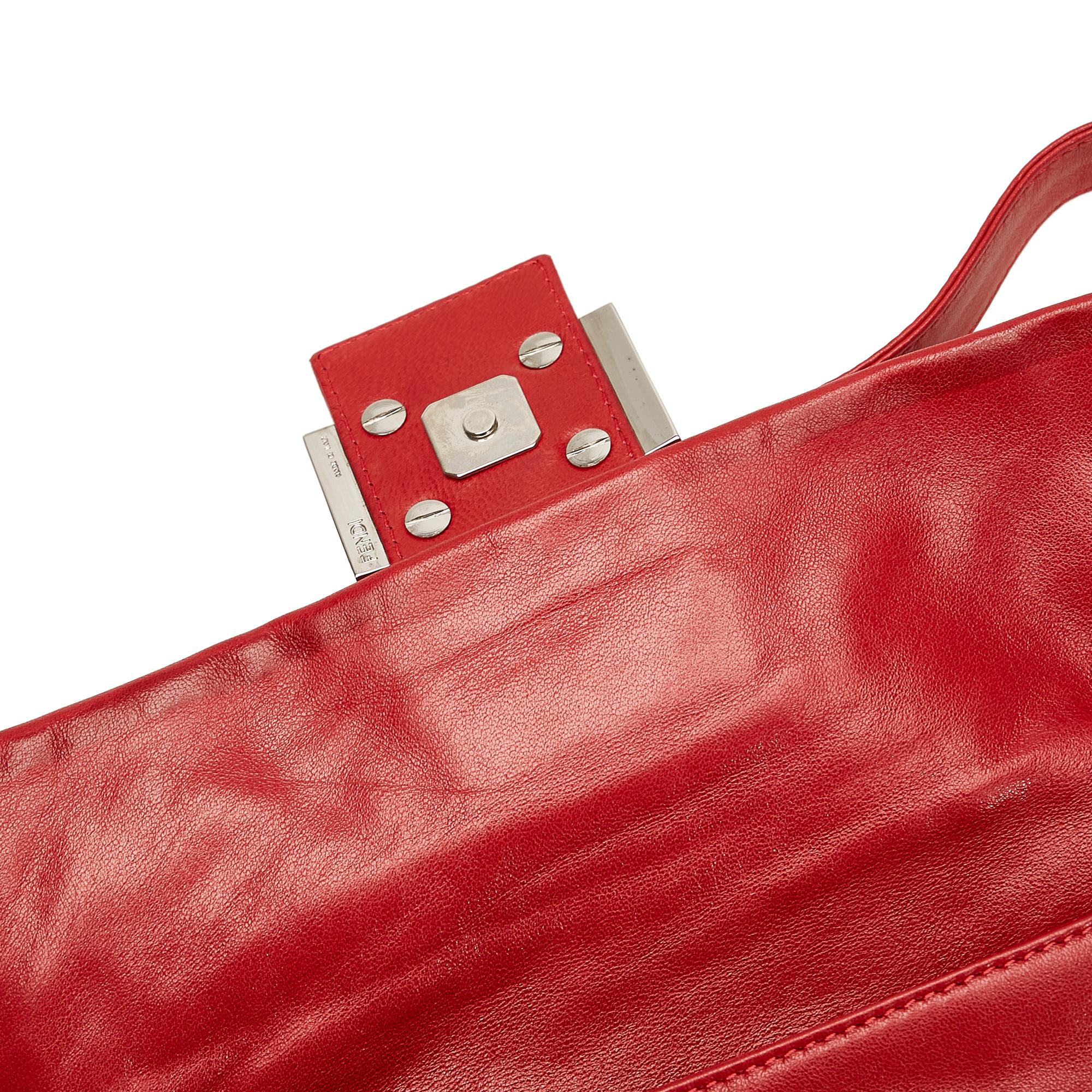 Fendi Leather Baguette (SHG-36073)