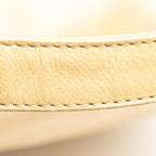 Fendi Leather Baguette (SHG-EDgVHa)