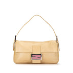 Fendi Leather Baguette (SHG-EDgVHa)