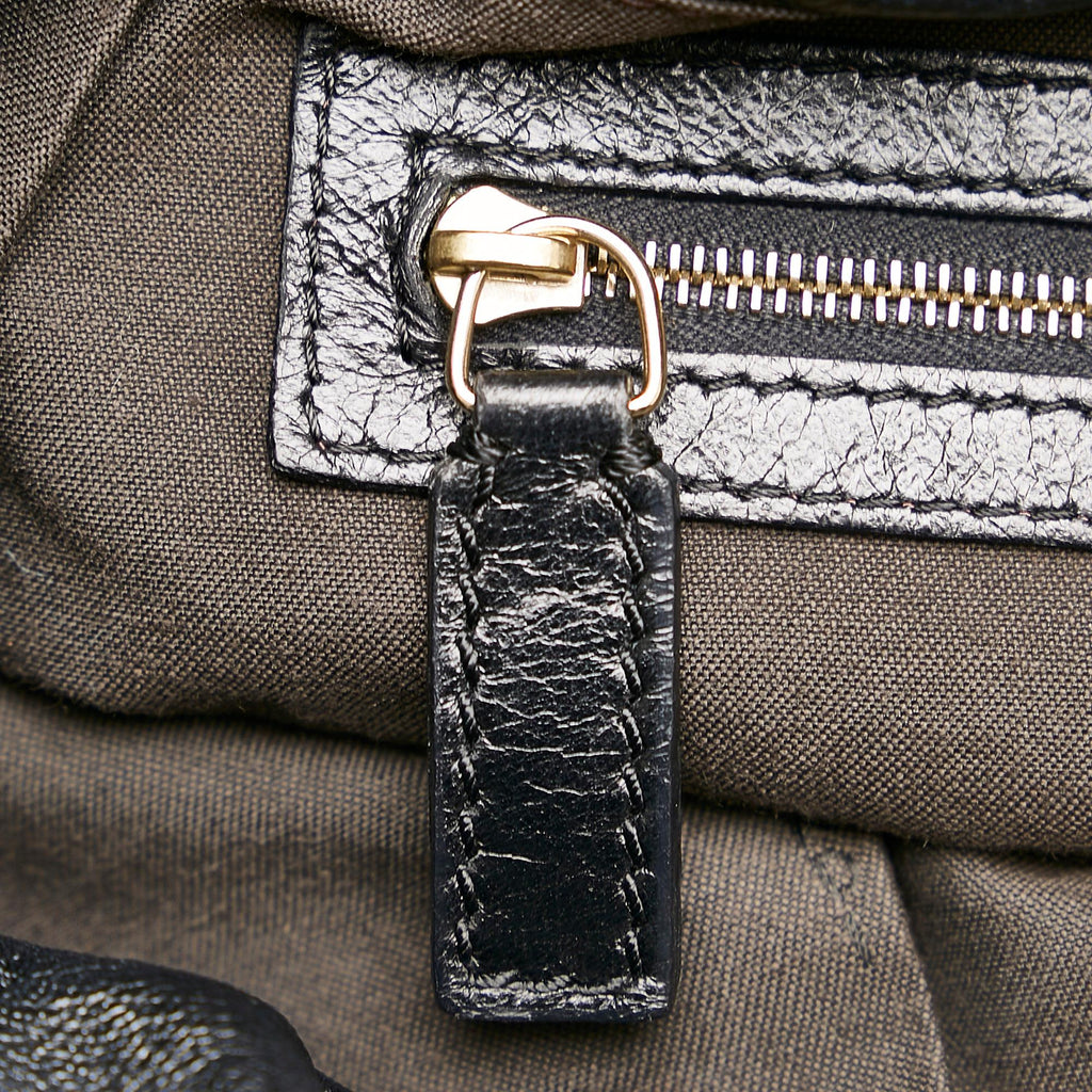 Fendi Leather Chef Shoulder Bag (SHG-35929)