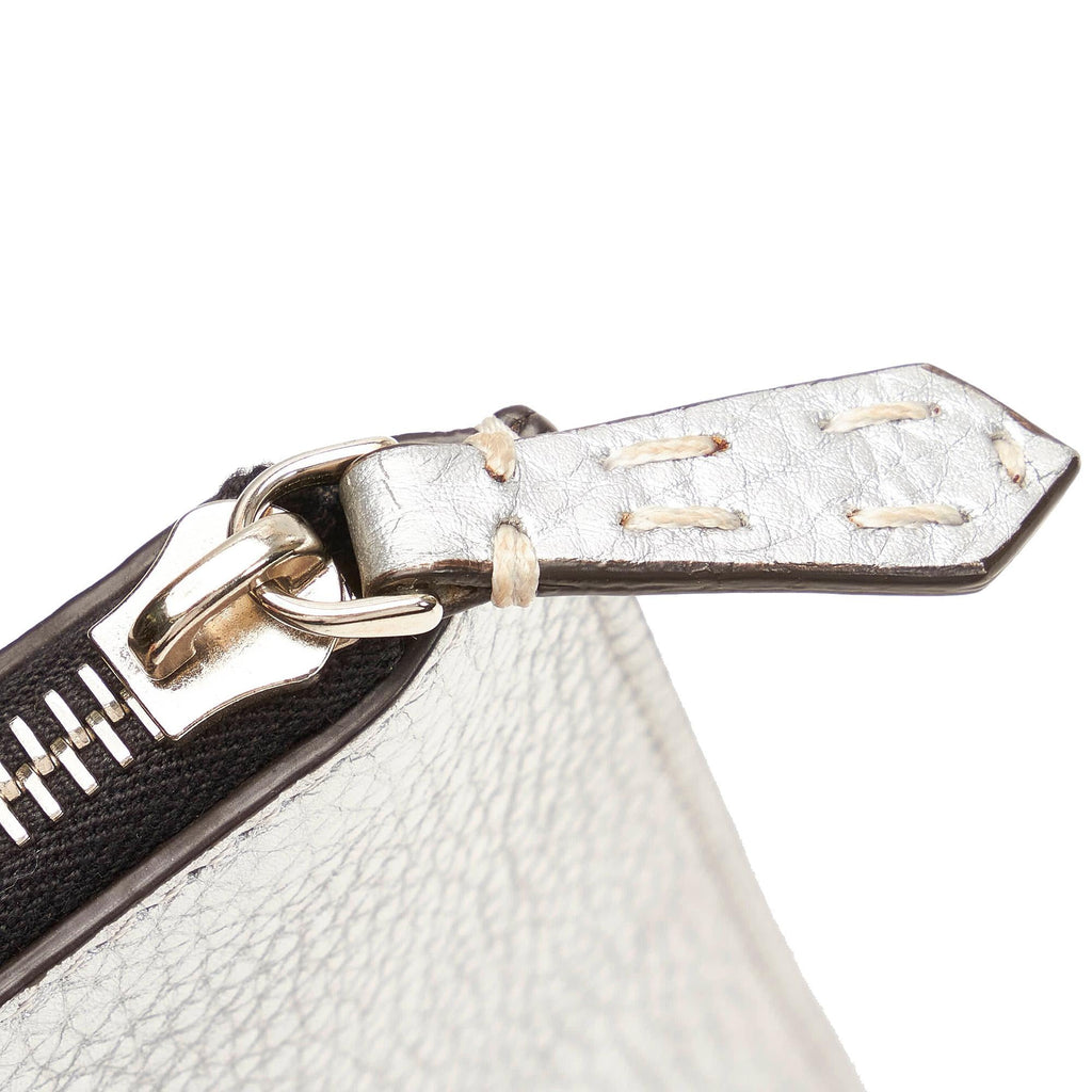 Fendi Leather Clutch Bag (SHG-30919)