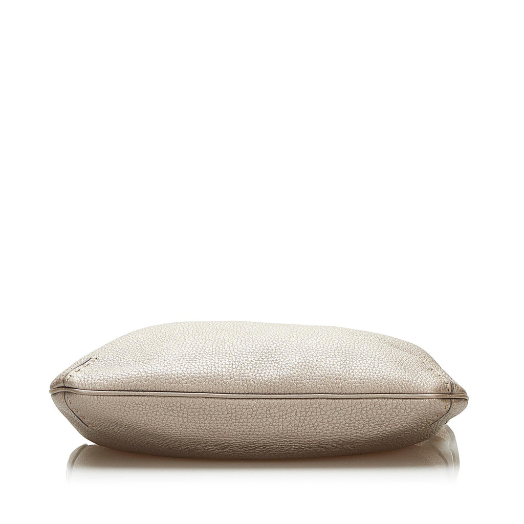 Fendi Leather Crossbody Bag (SHG-35431)