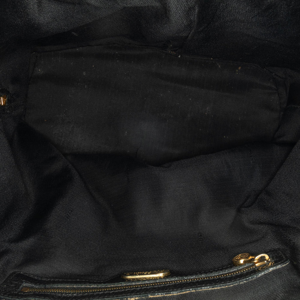 Fendi Leather Drawstring Backpack (SHG-hBWU1r)