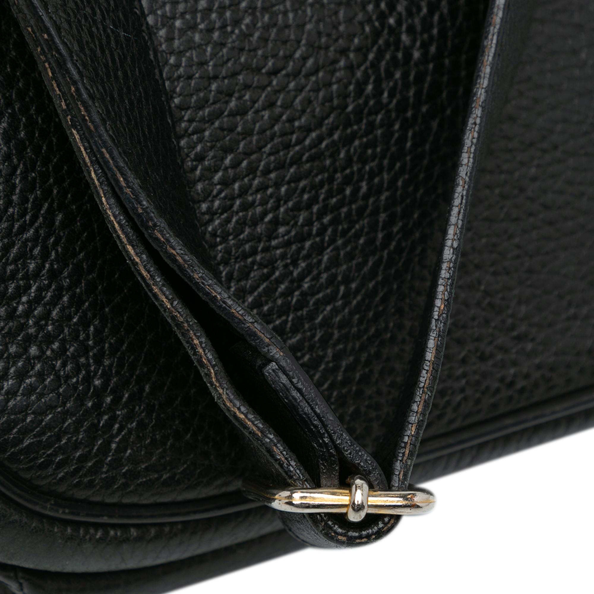 Fendi Leather Drawstring Backpack (SHG-hBWU1r)