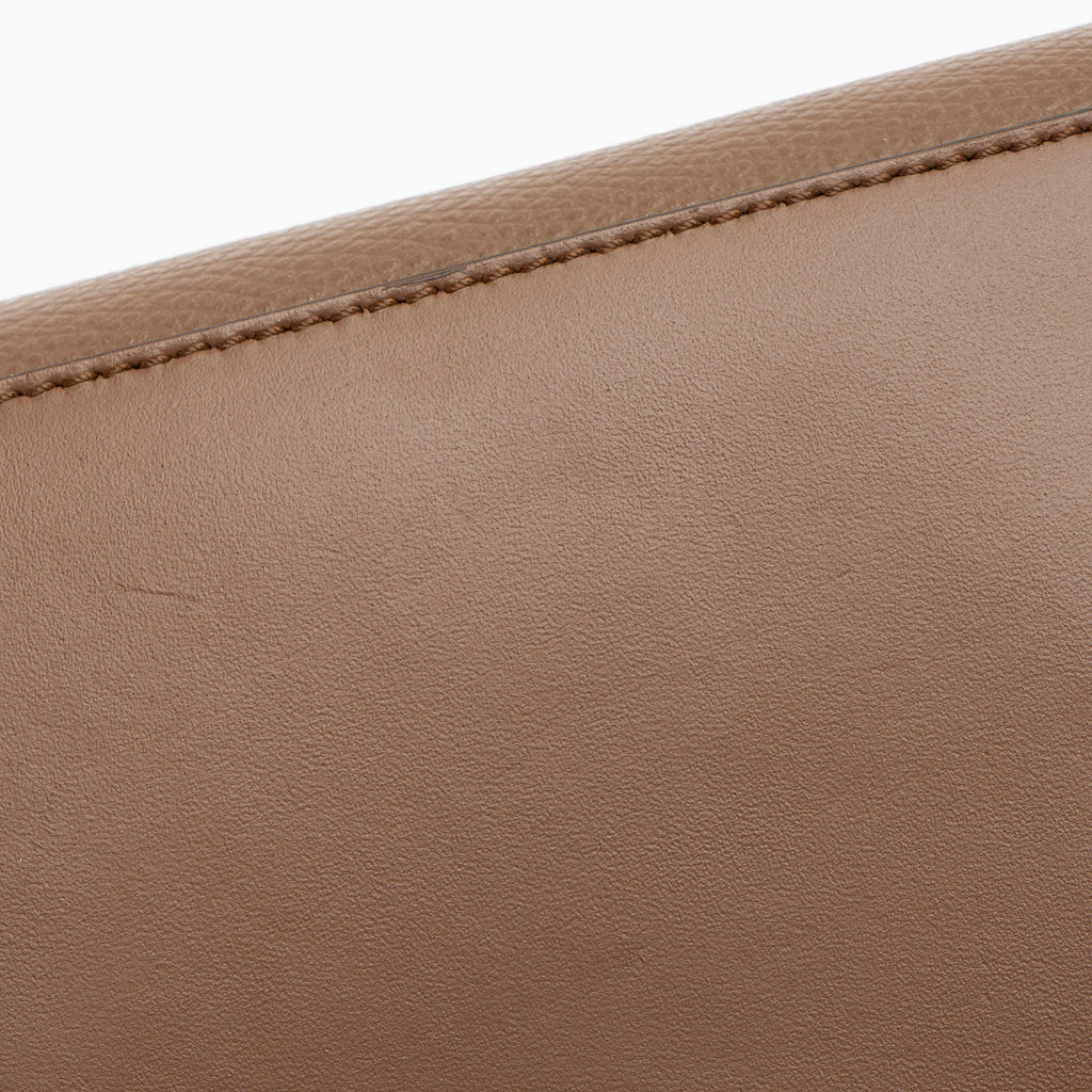 Fendi Leather FF Diamonds Continental Wallet with Chain (SHF-veWU7c)