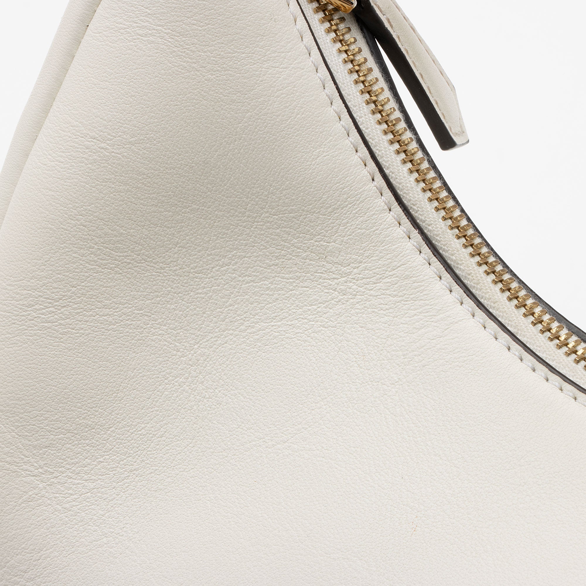 Fendi Leather Fendigraphy Small Hobo (SHF-UsLVuq)