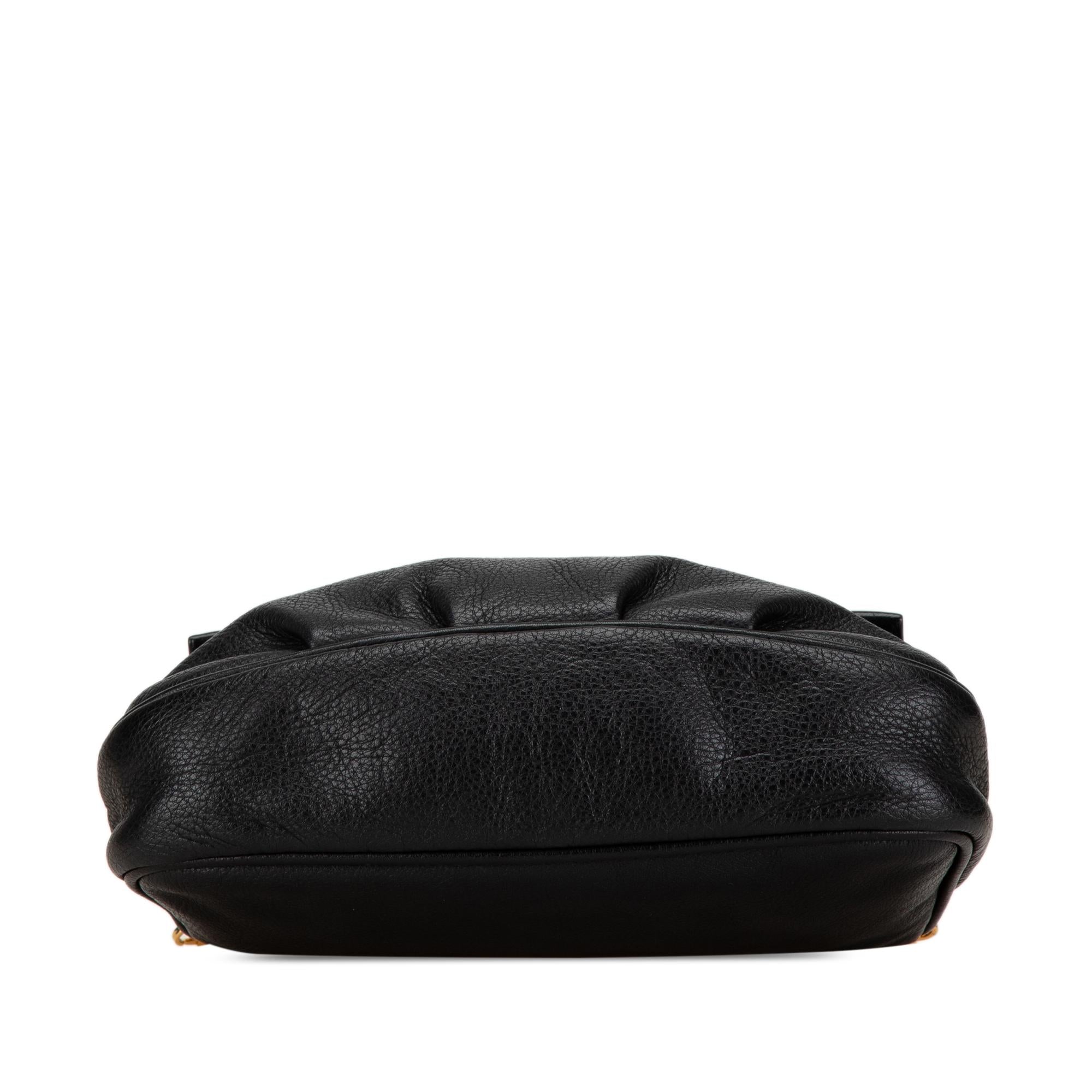 Fendi Leather Fendista Pochette Crossbody (SHG-k6jZOY)