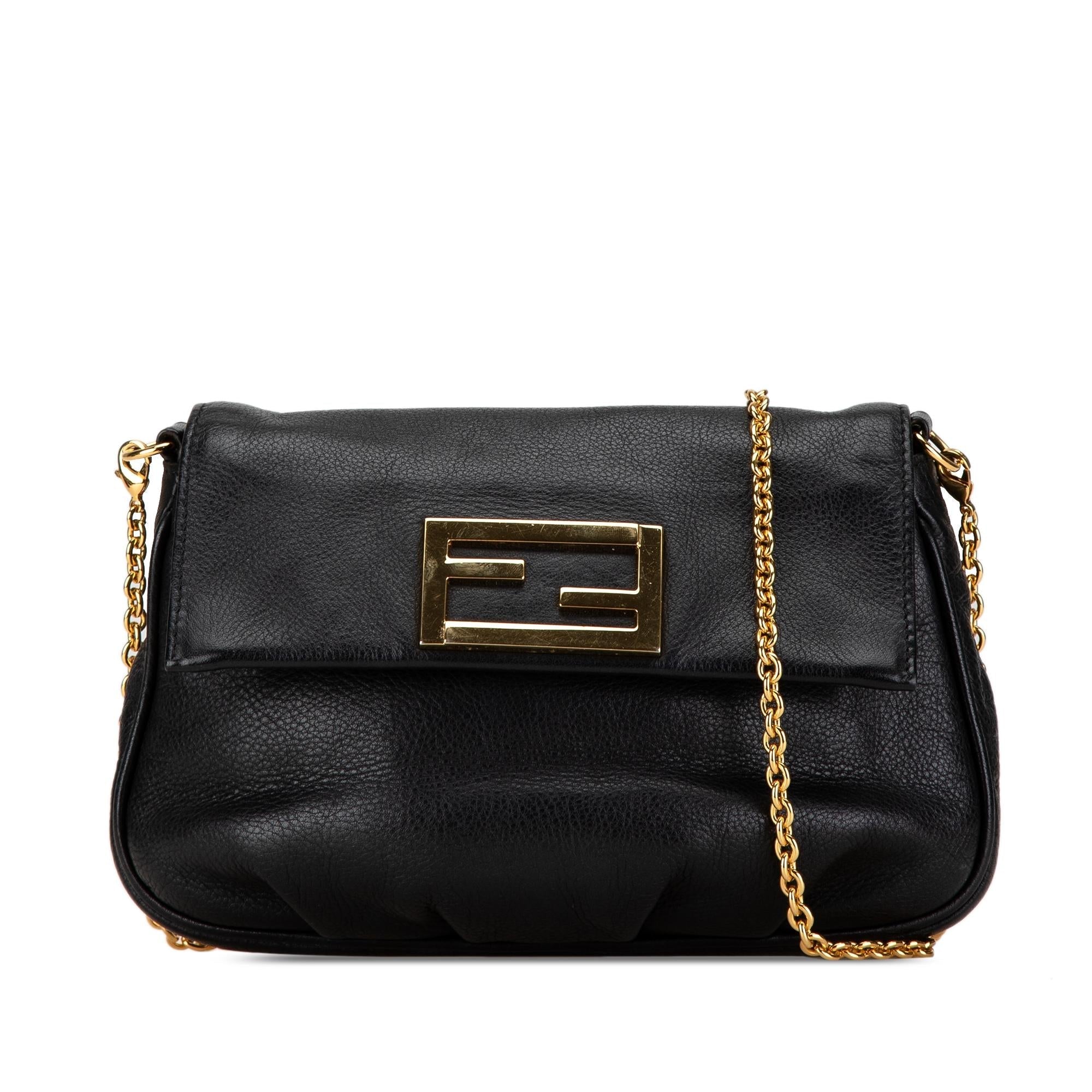 Fendi Leather Fendista Pochette Crossbody (SHG-k6jZOY)
