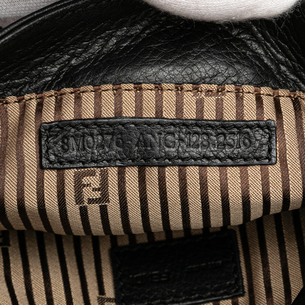 Fendi Leather Fendista Pochette Crossbody (SHG-k6jZOY)