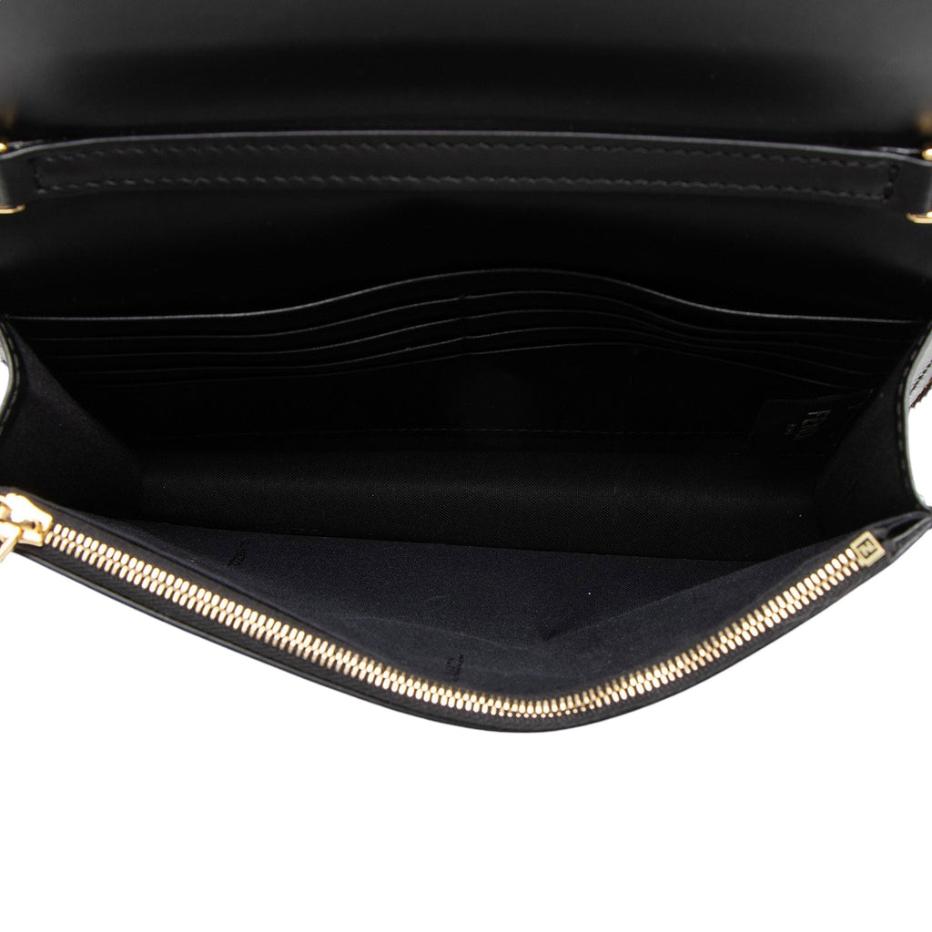 Fendi Embossed Vitello King Logo Wallet on Chain (SHF-23qfv8)