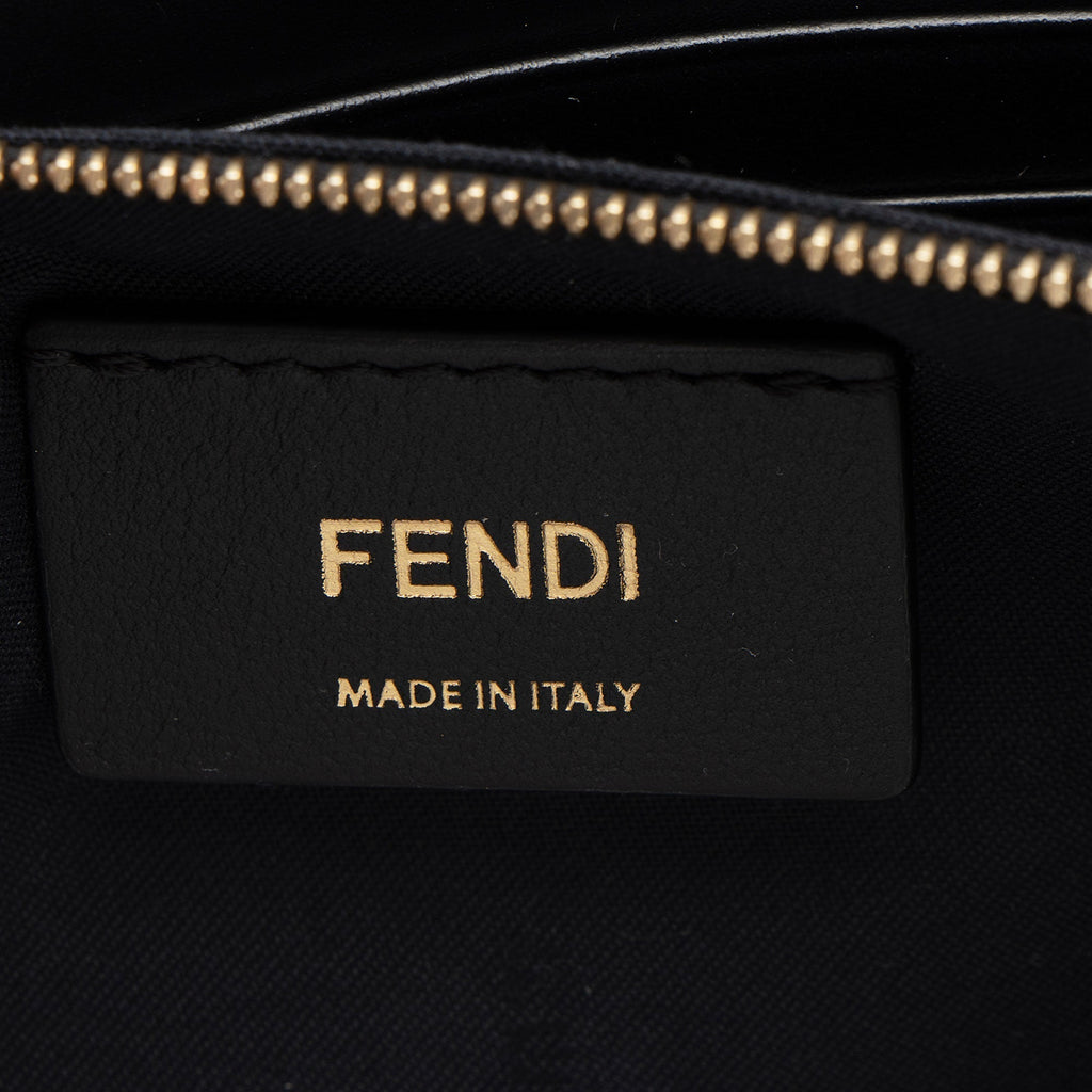 Fendi Embossed Vitello King Logo Wallet on Chain (SHF-23qfv8)
