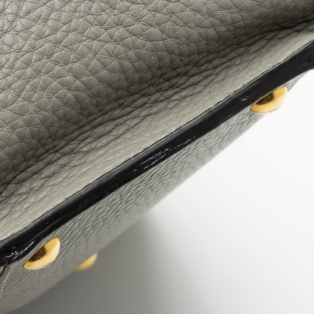 Fendi Leather Peekaboo X Lite Medium Satchel (SHF-oEYida)