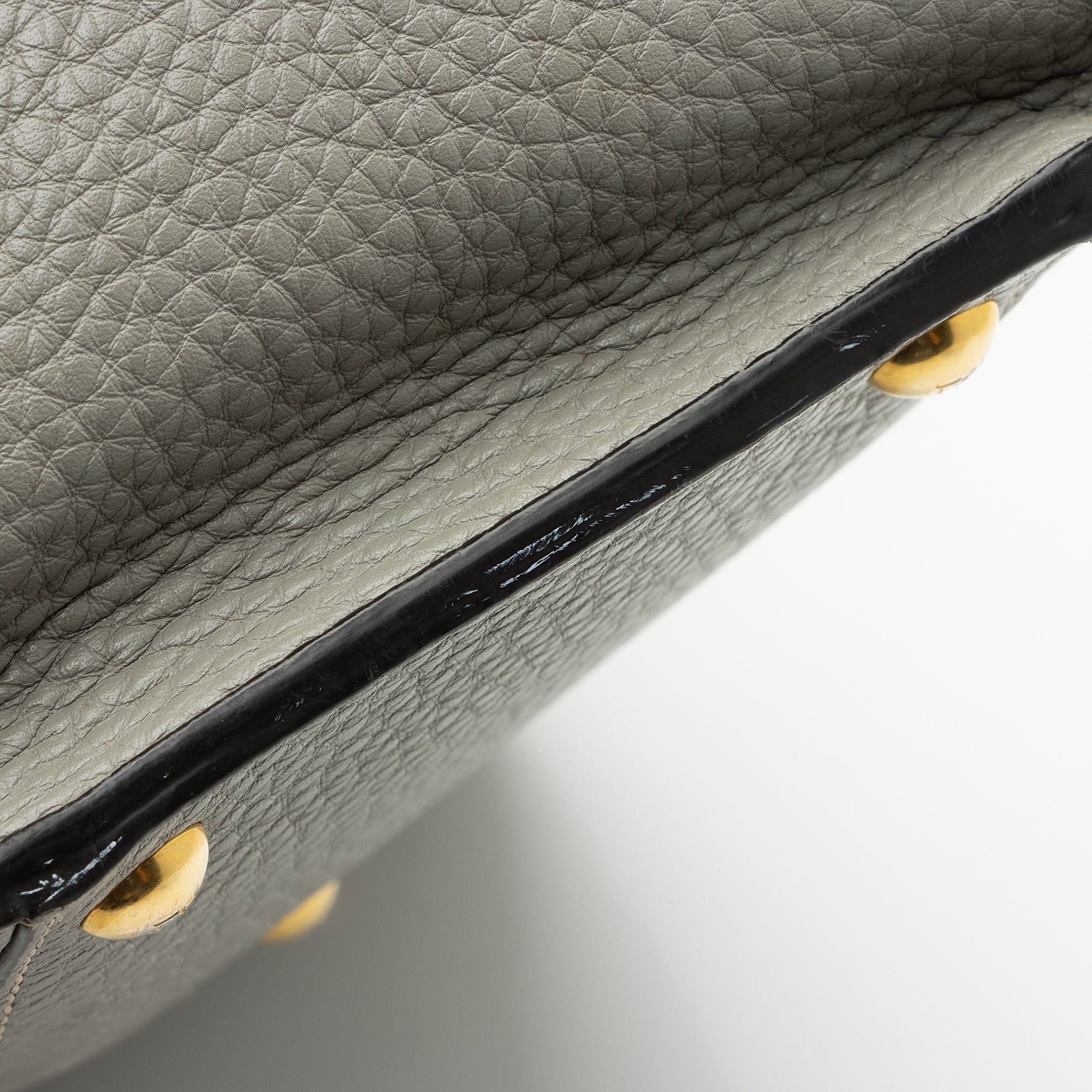 Fendi Leather Peekaboo X Lite Medium Satchel (SHF-oEYida)
