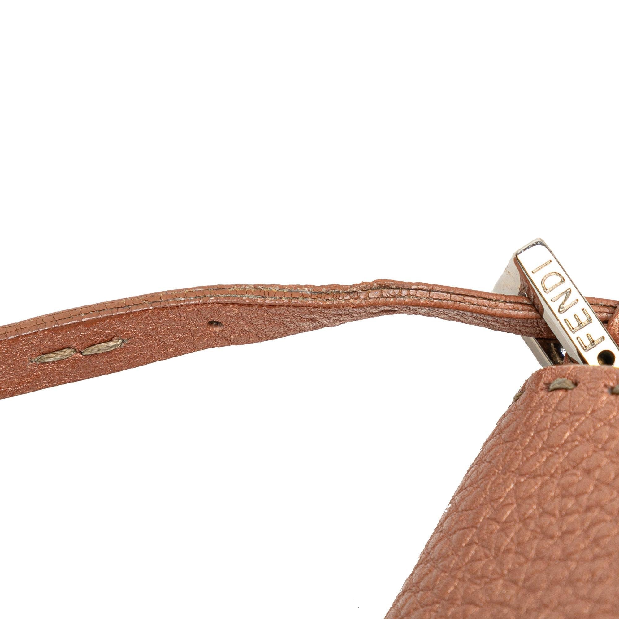 Fendi Leather Selleria Baguette (SHG-3eu3E8)