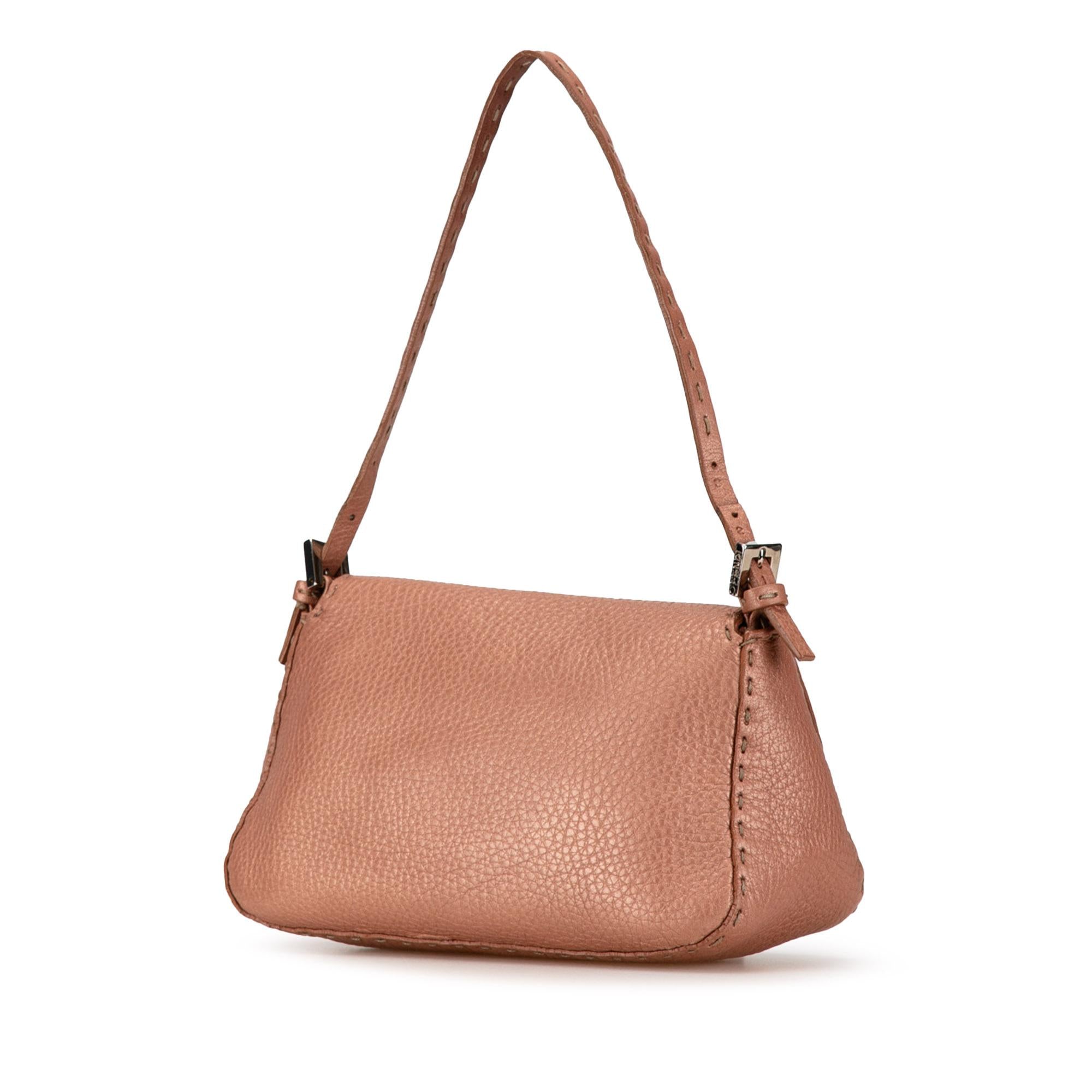 Fendi Leather Selleria Baguette (SHG-3eu3E8)