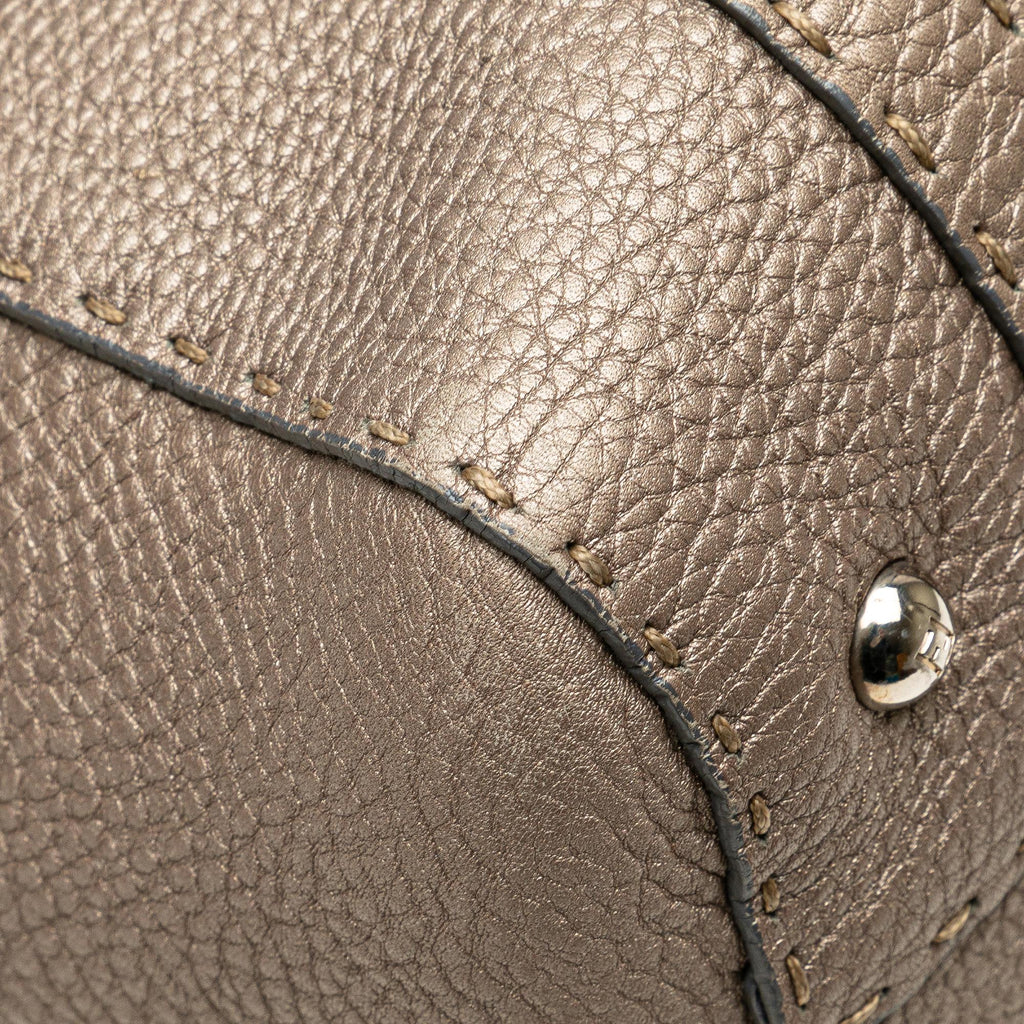Fendi Leather Selleria Linda Handbag (SHG-kPApcq)