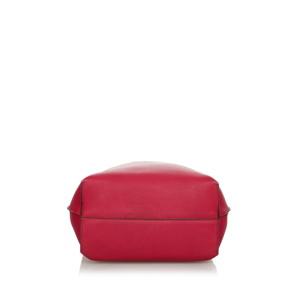 Fendi Leather Shoulder Bag (SHG-24400)