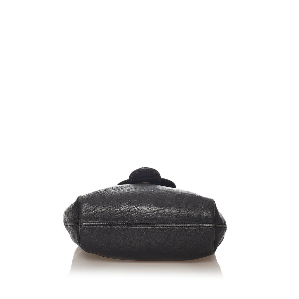 Fendi Leather Shoulder Bag (SHG-27957)