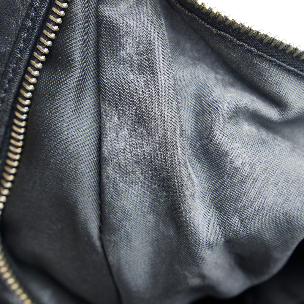 Fendi Leather Shoulder Bag (SHG-xQ5ZgR)