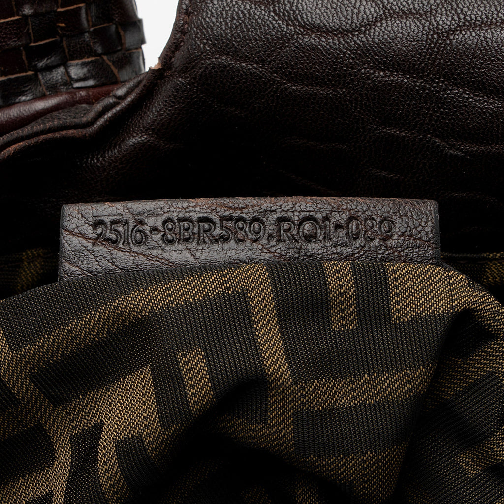 Fendi Leather Spy Baby Satchel (SHF-gPwLc8)