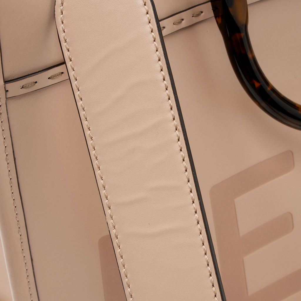 Fendi Leather Sunshine Medium Shopper Tote (SHF-TLlb2r)