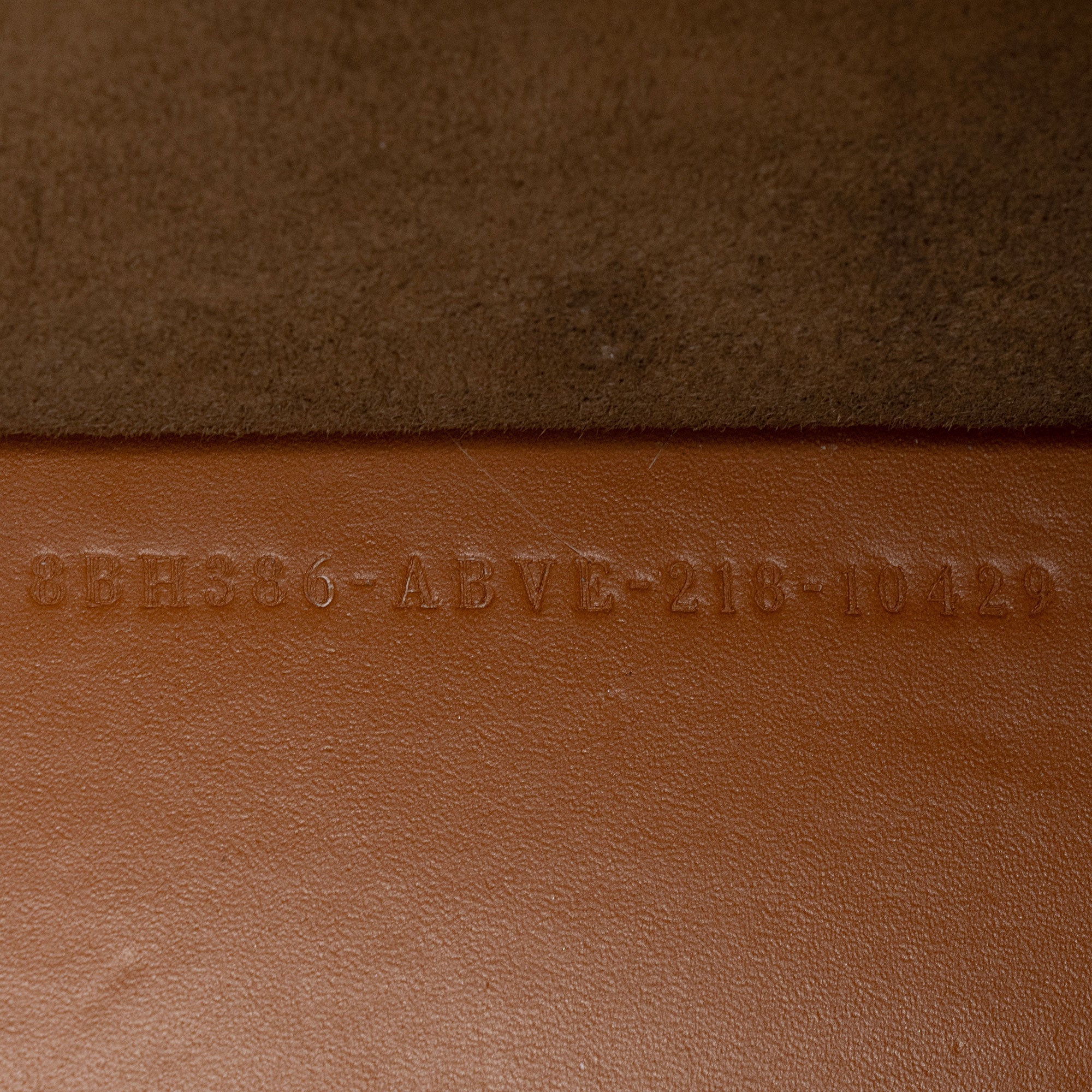 Fendi Leather Sunshine Medium Shopper Tote (SHF-HXrlOm)