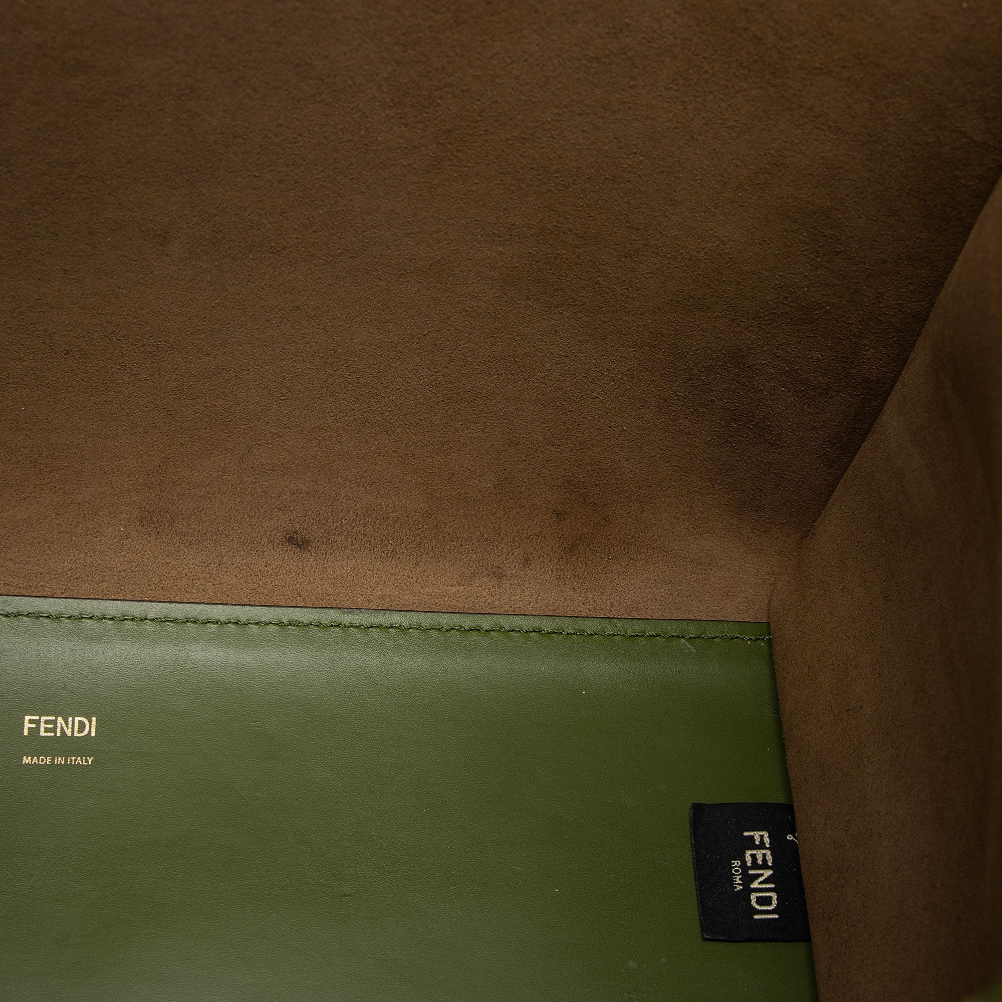 Fendi Leather Sunshine Medium Shopper Tote (SHF-TeDYFF)