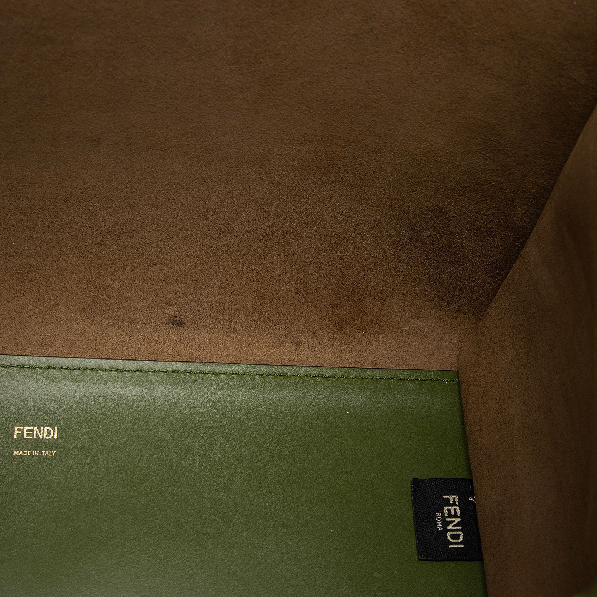 Fendi Leather Sunshine Medium Shopper Tote (SHF-TeDYFF)