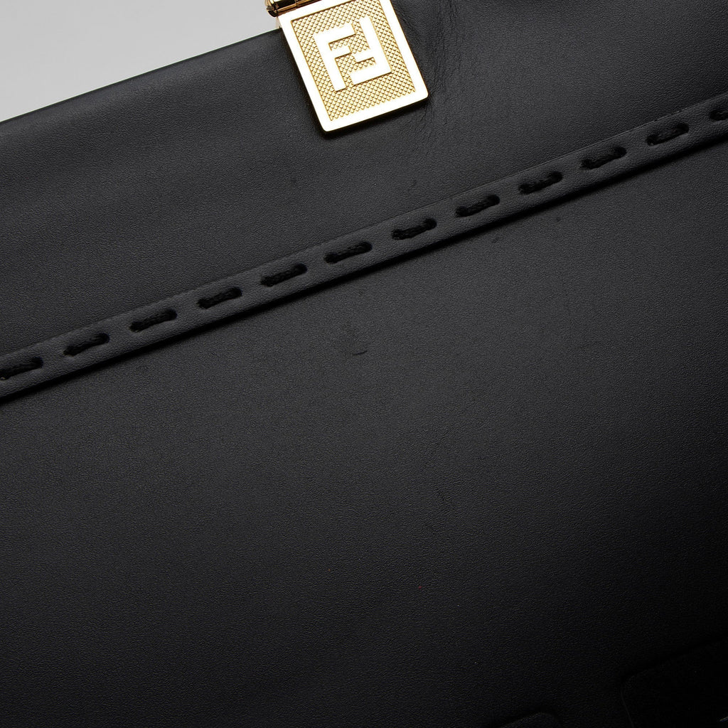 Fendi Leather Sunshine Medium Shopper Tote (SHF-YNCjlf)