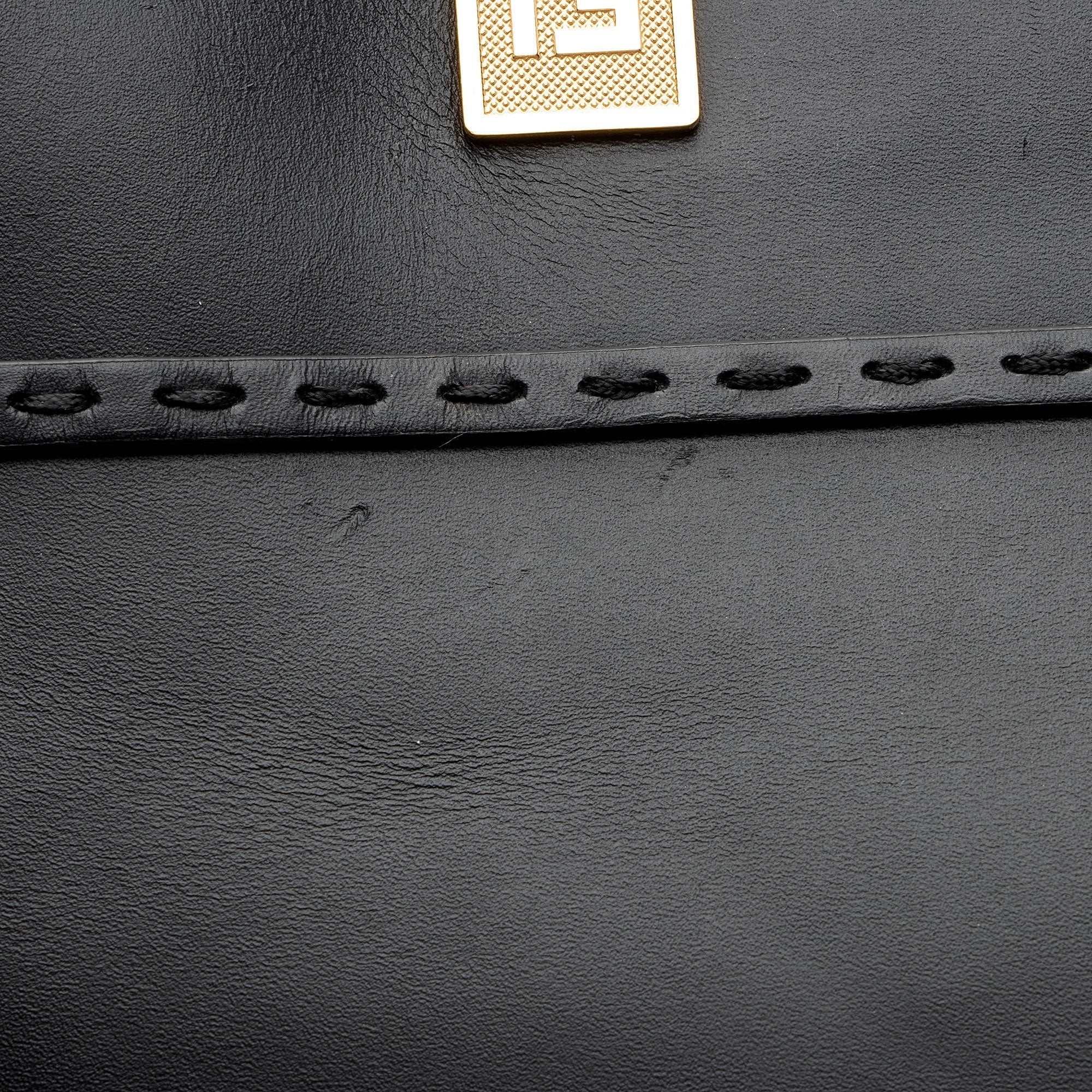 Fendi Leather Sunshine Medium Shopper Tote (SHF-BBtdJR)