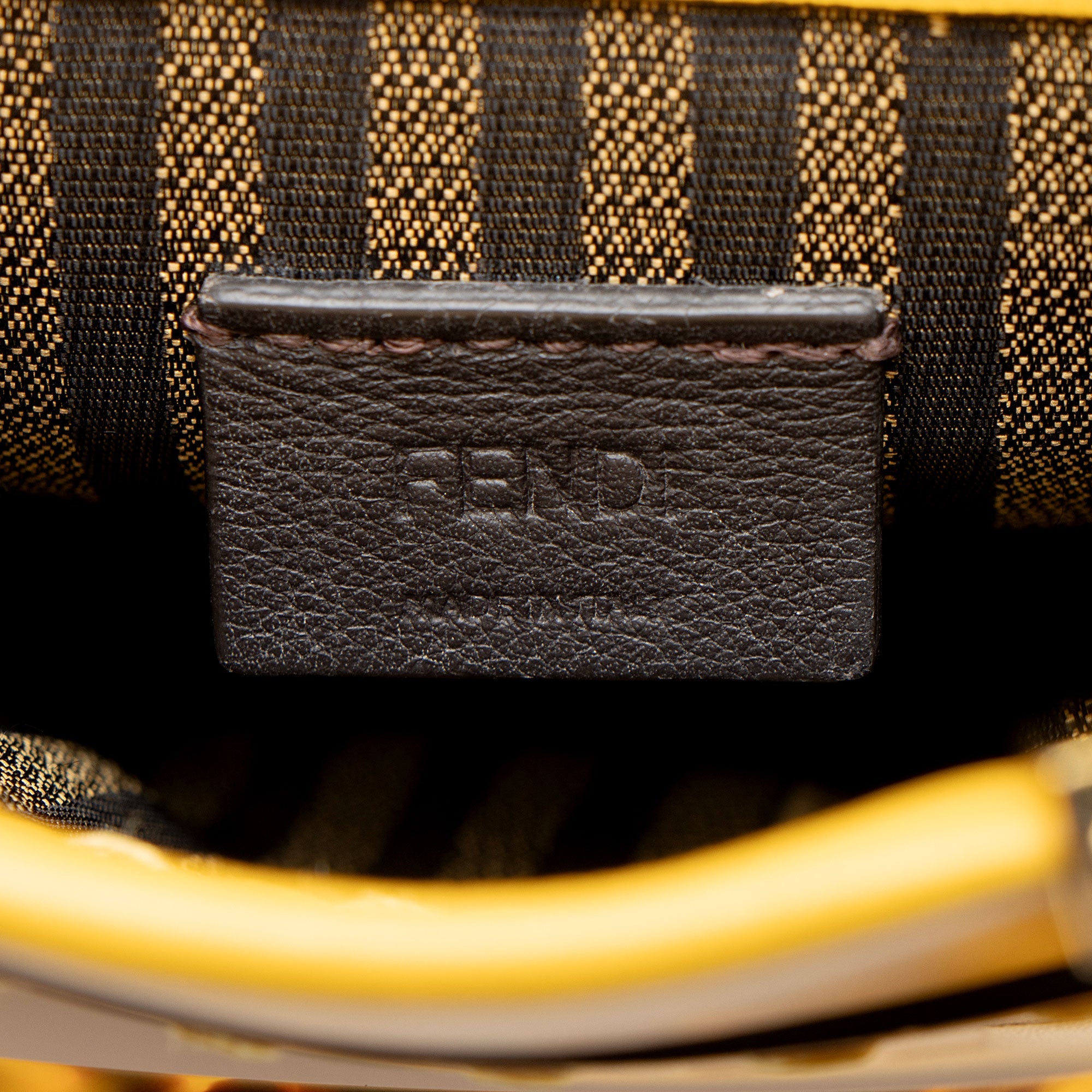 Fendi Leather Sunshine Mini Shopper Tote (SHF-gwczKA)