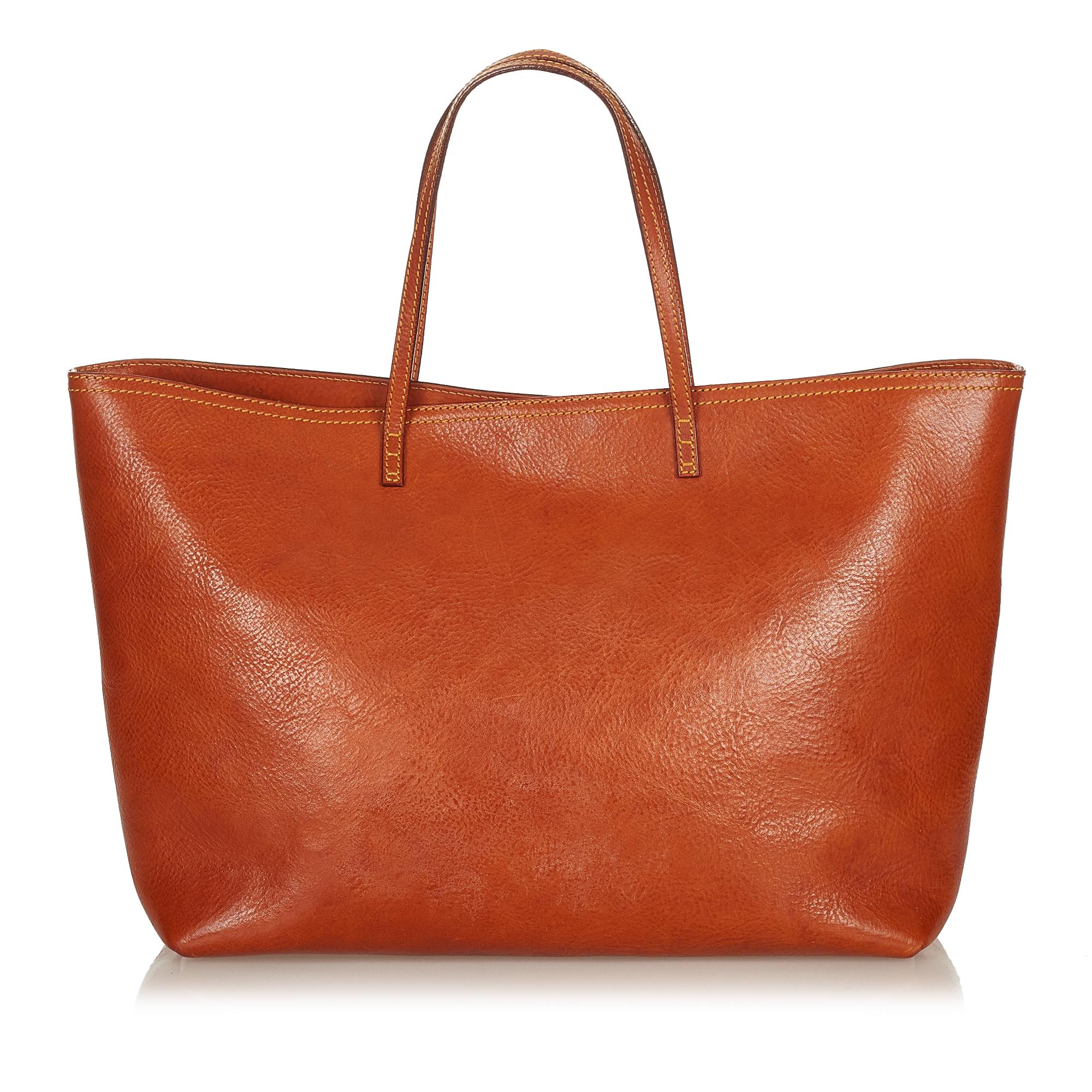 Fendi Leather Tote Bag (SHG-27068)