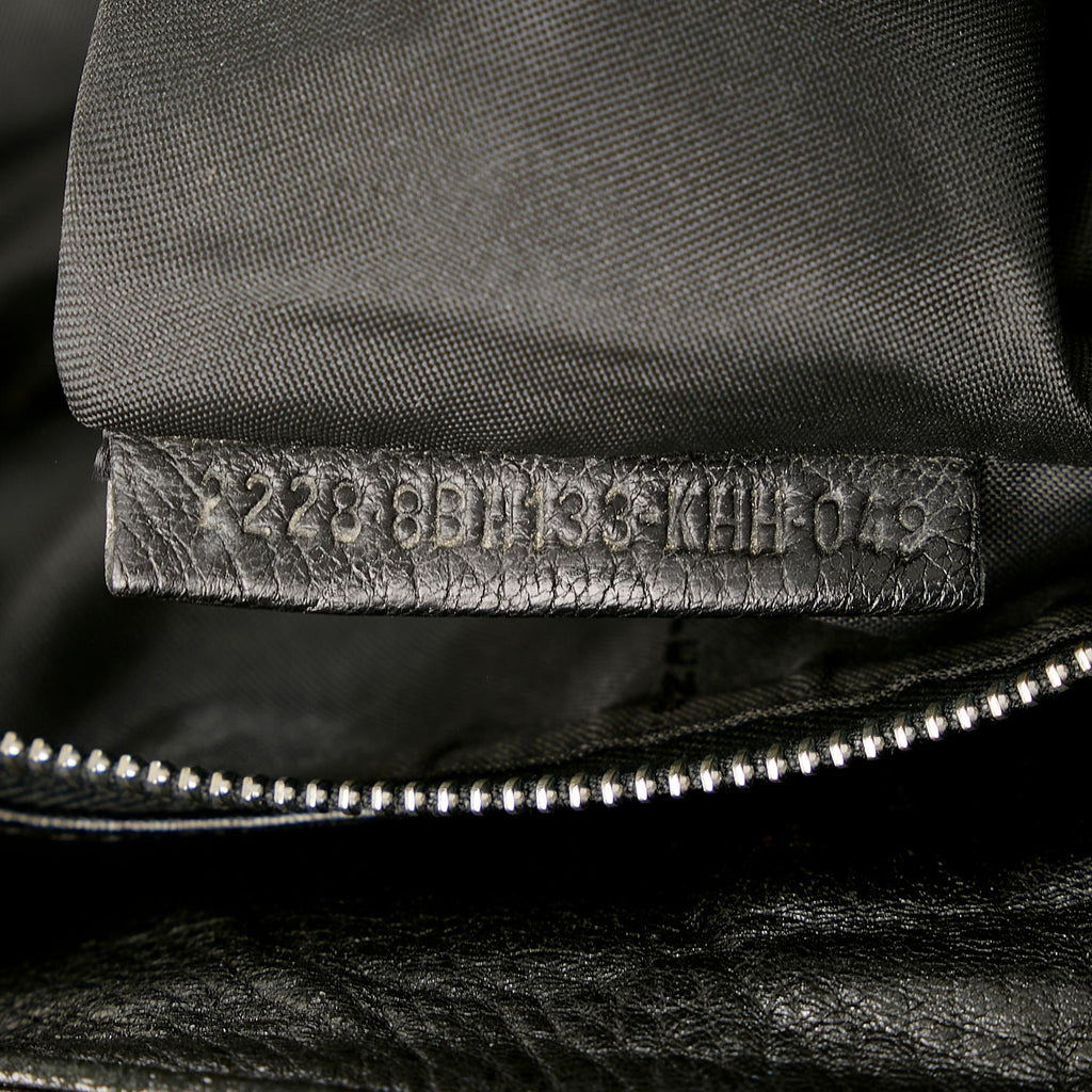 Fendi Leather Tote Bag (SHG-haxu6g)